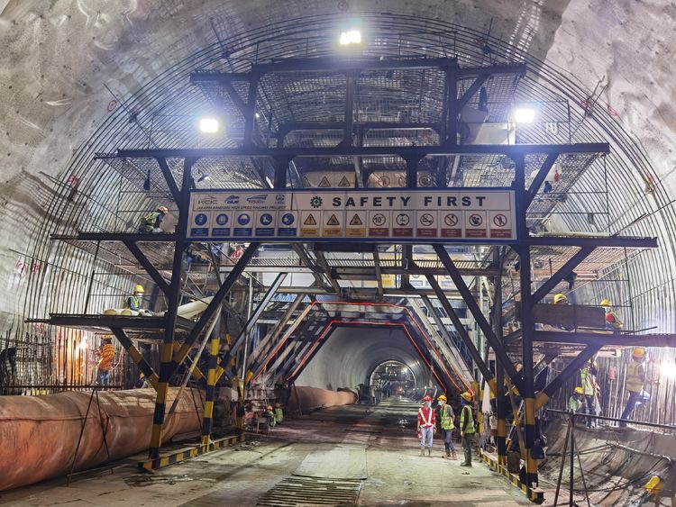 Đồ trang trí của Yancheng Lianggong: Một câu chuyện có thật trong Đường sắt tốc độ cao Yawan dưới vành đai và đường